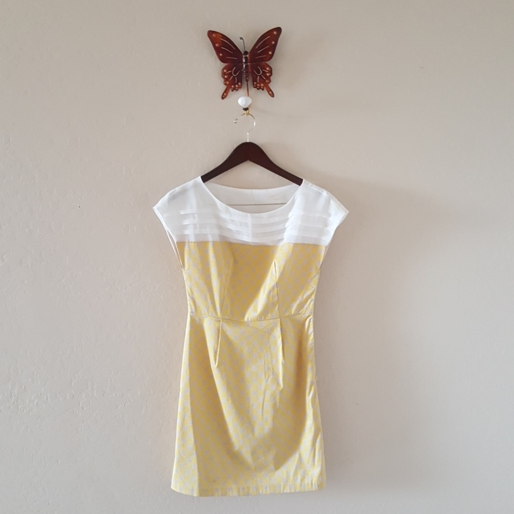 Yellow dress